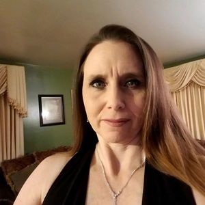 Meet your Posher, Kari